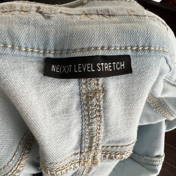 American Eagle Jeans Light wash - Picture 3 of 4